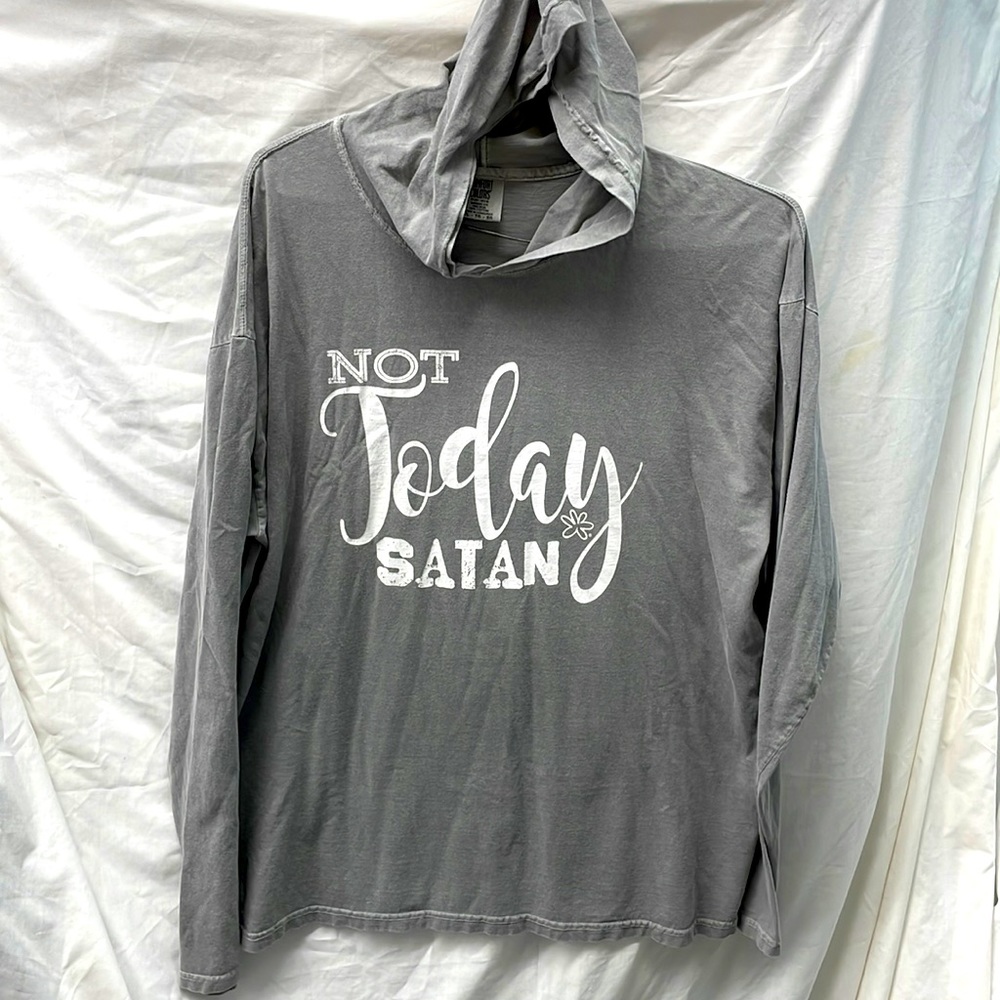 Comfort colors Long sleeves hooded tee men sz xl